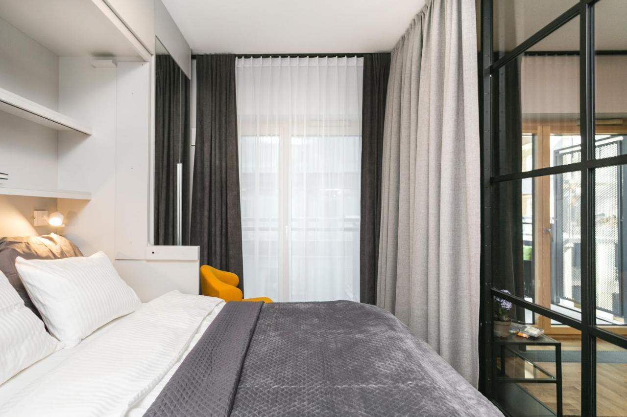 Apartment Mennica - Golden Warschau